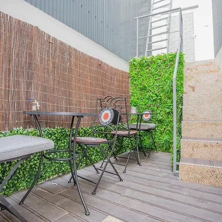 Liiiving In - Downtown Spacious Porto