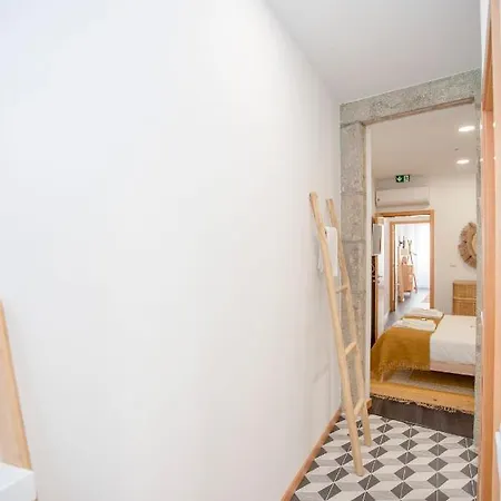 Liiiving In - Downtown Spacious Porto