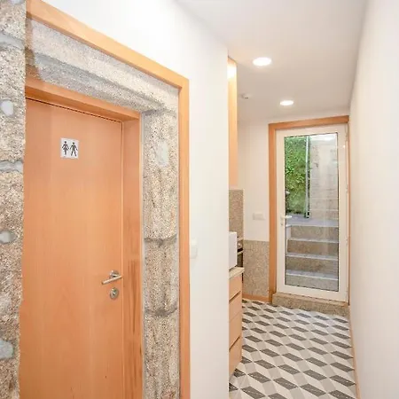 Liiiving In - Downtown Spacious * Porto